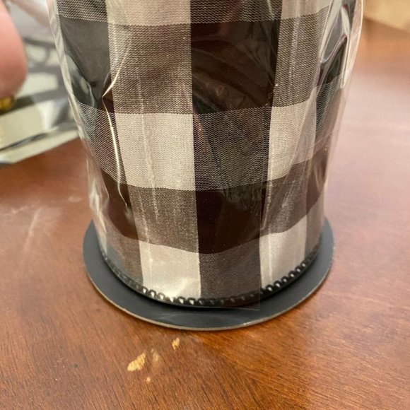 D. Stevens Faux Doupioni Check Ribbon, 4" X 10 Yards - Picture 2 of 2